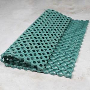 Protiskluzová pryžová drenážní rohož SBR pro plavecký bazén a toaletu